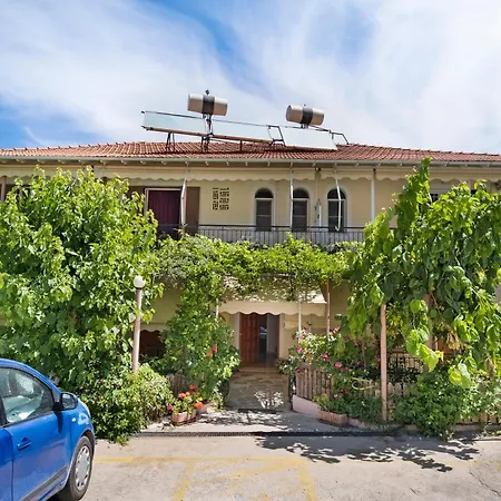 Tasoula One Bedroom Sea View شقة